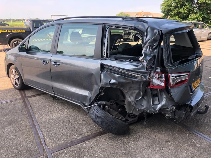 Seat Alhambra 2.0 TDI 16V Sloopvoertuig (2011, Grijs)