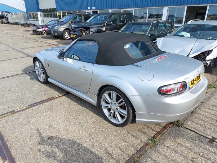 Mazda MX-5 1.8i 16V Sloopvoertuig (2006, Grijs)