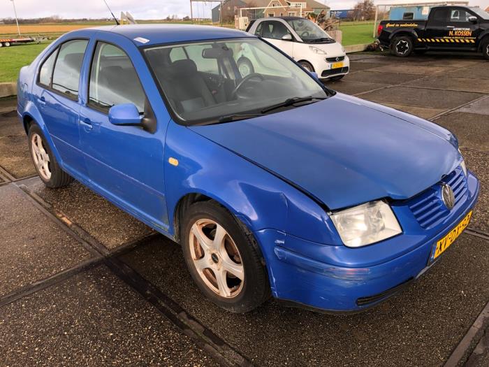 Volkswagen Bora 1.6 Sloopvoertuig (1999, Blauw)