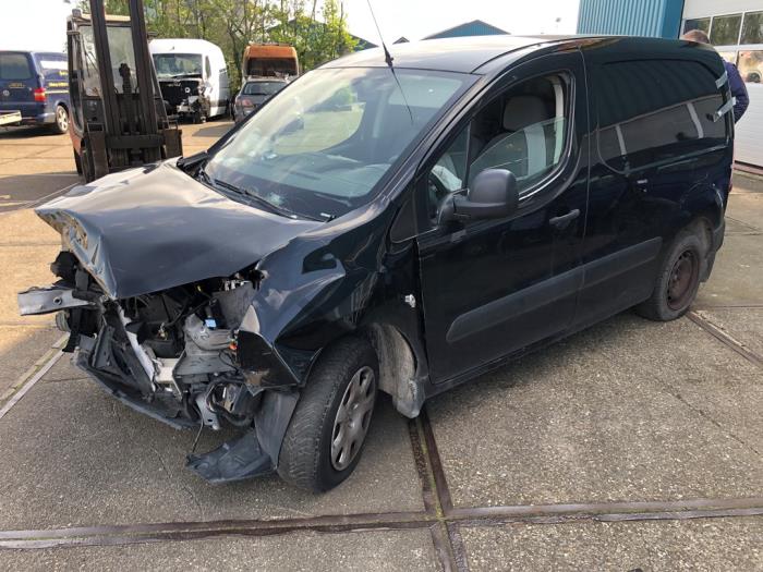 Peugeot Partner Sloopvoertuig (2015, Zwart)