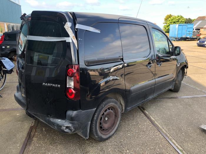 Peugeot Partner Sloopvoertuig (2015, Zwart)