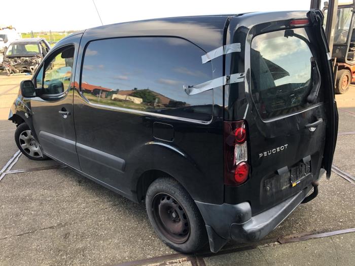 Peugeot Partner Sloopvoertuig (2015, Zwart)