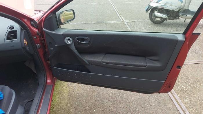 Renault Megane II 1.6 16V Autom. Sloopvoertuig (2003, Rood)