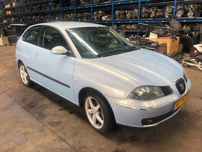 Seat Ibiza III 1.4 16V 100 Sloopvoertuig (2005, Blauw)