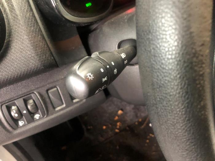 Renault Clio IV Estate/Grandtour 0.9 Energy TCE 90 12V Sloopvoertuig (2016, Wit)