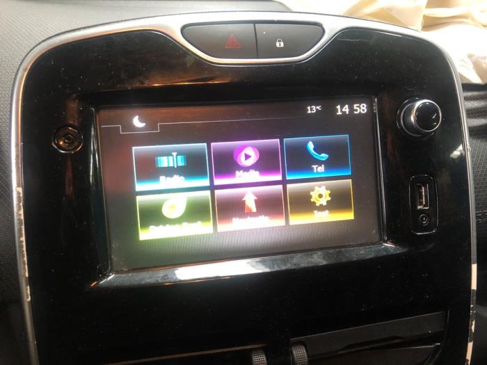 Renault Clio IV Estate/Grandtour 0.9 Energy TCE 90 12V Sloopvoertuig (2016, Wit)