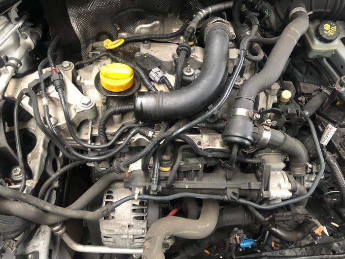 Renault Clio IV Estate/Grandtour 0.9 Energy TCE 90 12V Sloopvoertuig (2016, Wit)