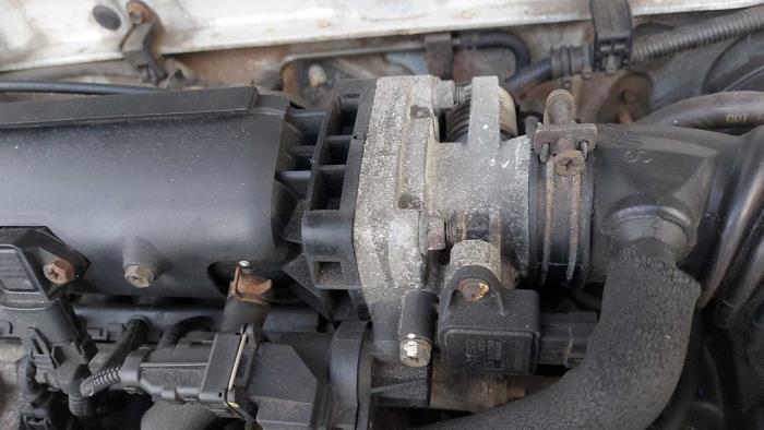 Hyundai Accent 1.3i 12V Sloopvoertuig (2005, Grijs)