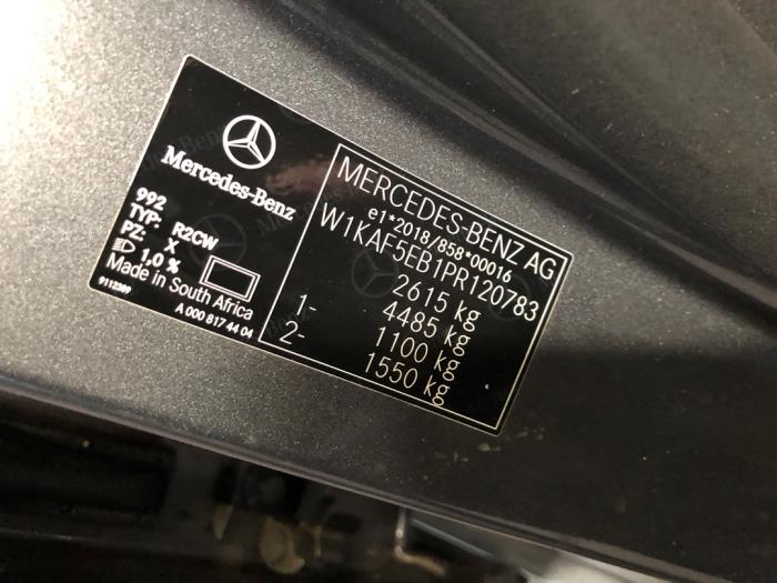 Mercedes C C-300 e 2.0 Turbo Sloopvoertuig (2023, Grijs)