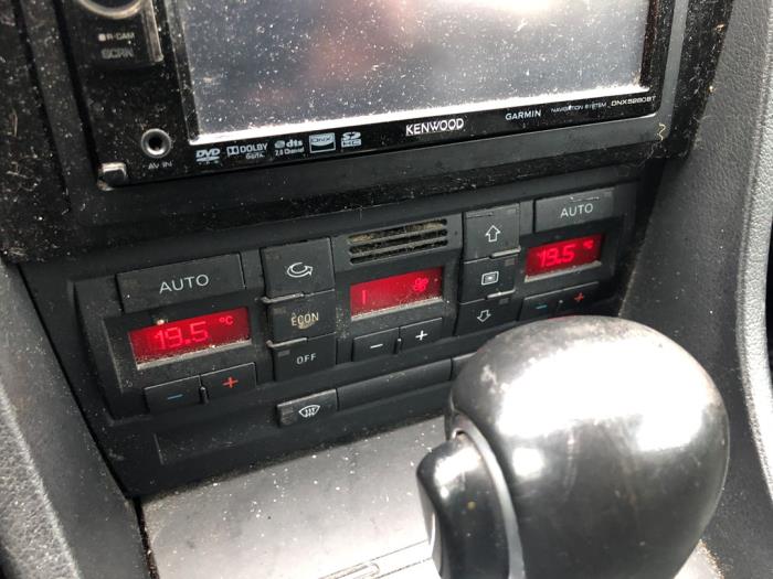 Audi A4 Avant 2.0 20V Sloopvoertuig (2006, Grijs)