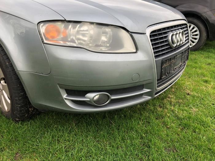 Audi A4 Avant 2.0 20V Sloopvoertuig (2006, Grijs)