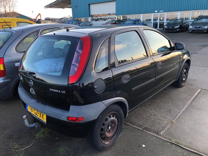 Opel Corsa Sloopvoertuig (2001, Zwart)