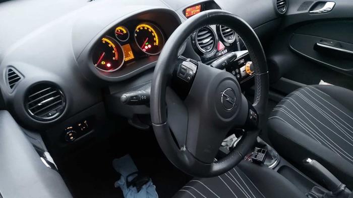 Opel Corsa D 1.2 16V Sloopvoertuig (2010, Grijs)