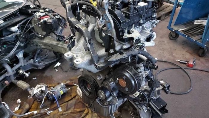 Ford Fiesta 6 1.0 Ti-VCT 12V 65 Sloopvoertuig (2015, Zwart)