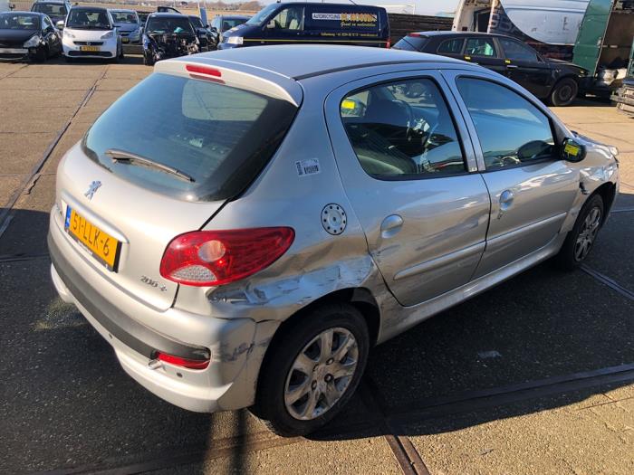Peugeot 206+ 1.4 XS Sloopvoertuig (2010, Grijs)