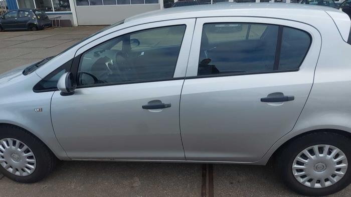 Opel Corsa D 1.2 16V Schadevoertuig (2007, Grijs)