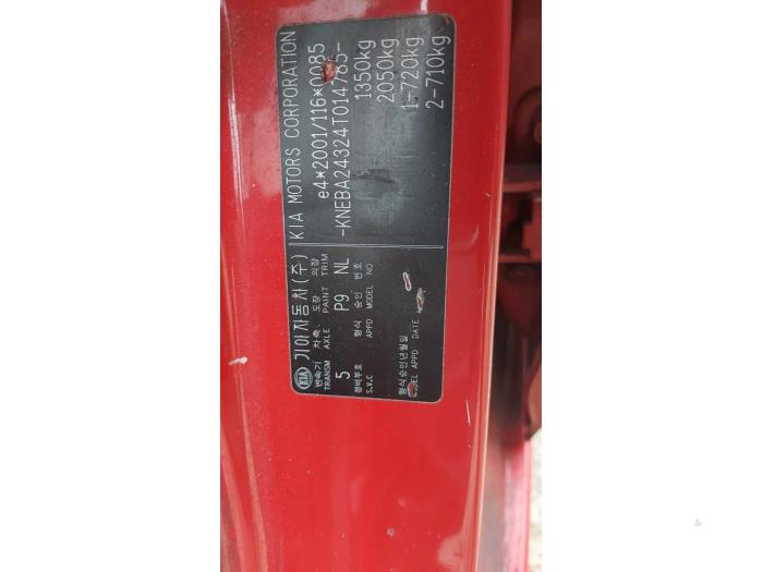 Kia Picanto 1.1 12V Sloopvoertuig (2004, Rood)