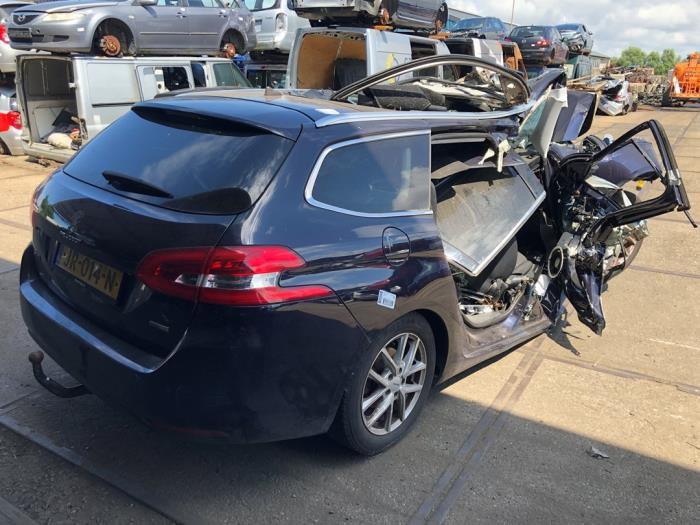 Peugeot 308 SW 1.2 12V e-THP PureTech 130 Sloopvoertuig (2016, Blauw)