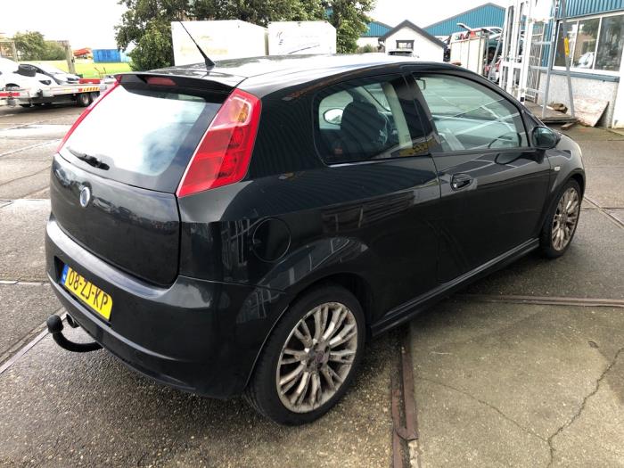 Fiat Grande Punto 1.4 T-Jet 16V Sloopvoertuig (2008, Zwart)