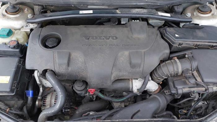 Volvo V70 2.4 D5 20V Sloopvoertuig (2003, Grijs)