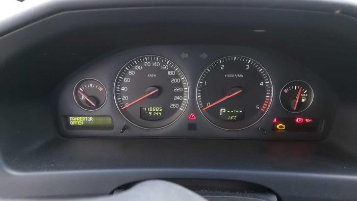 Volvo V70 2.4 D5 20V Sloopvoertuig (2003, Grijs)