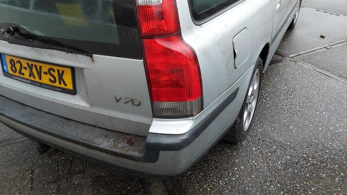 Volvo V70 2.4 D5 20V Sloopvoertuig (2003, Grijs)