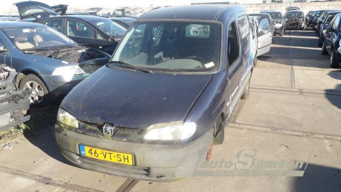Peugeot Partner 1.9 D Sloopvoertuig (2001, Graniet)