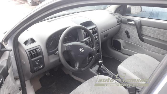 Opel Astra G Caravan 1.6 16V Sloopvoertuig (2000, Grijs)