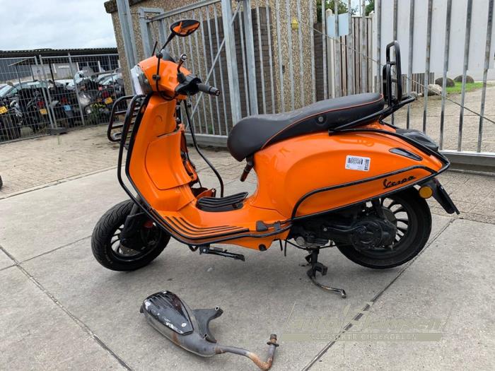 Vespa S Scooter (Sloopvoertuig, 2017, Graniet)