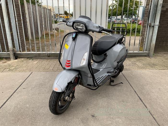 Vespa S Scooter (Sloopvoertuig, 2018, Graniet)