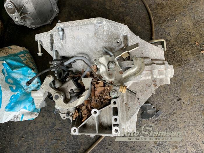 Ford Kuga II 1.5 EcoBoost 16V 150 Sloopvoertuig (2019, Grijs)