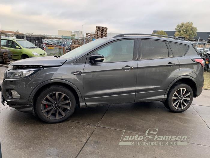 Ford Kuga II 1.5 EcoBoost 16V 150 Sloopvoertuig (2019, Grijs)