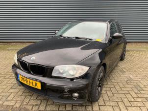 BMW 1 serie 116i 1.6 16V  (Schade)