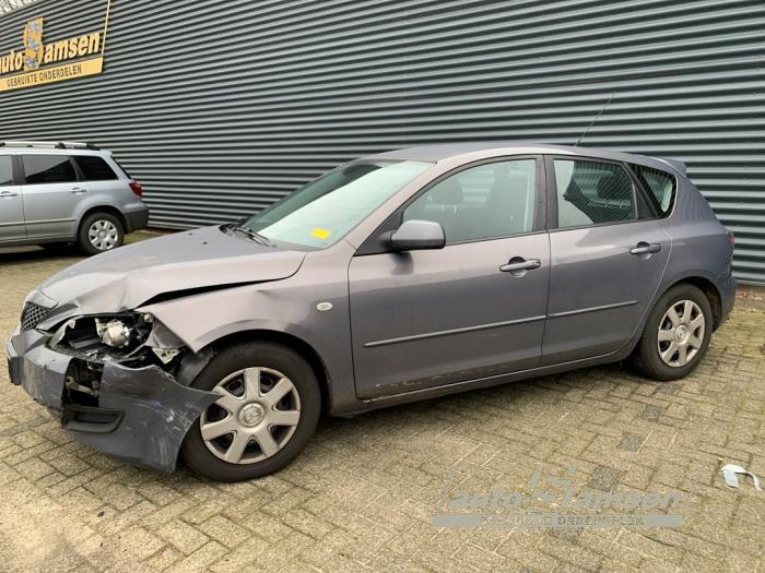 Mazda 3 Sport 1.6i 16V Sloopvoertuig (2007, Grijs)