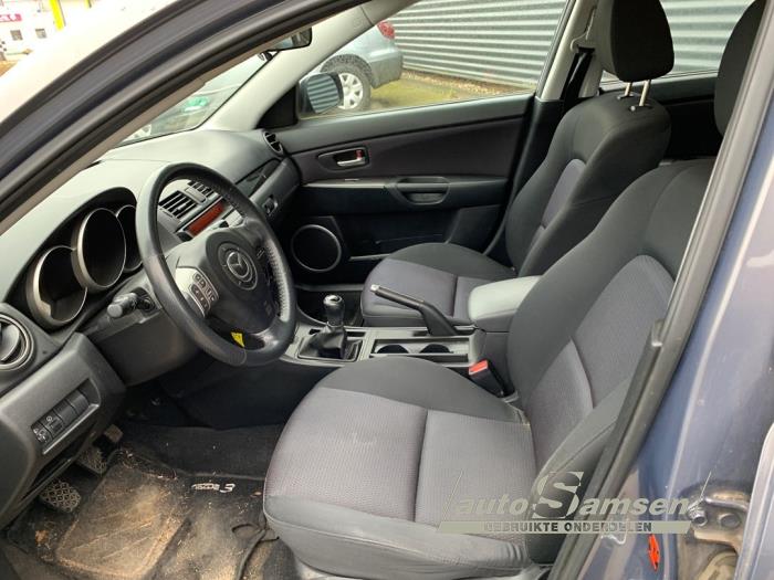 Mazda 3 Sport 1.6i 16V Sloopvoertuig (2007, Grijs)