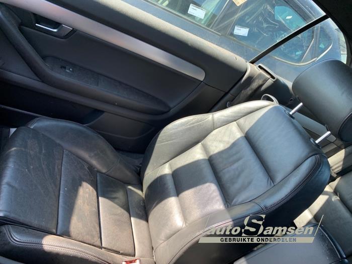 Audi A4 Cabrio 3.0 TDI V6 24V Sloopvoertuig (2006, Zwart)