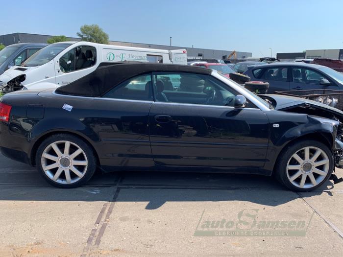 Audi A4 Cabrio 3.0 TDI V6 24V Sloopvoertuig (2006, Zwart)