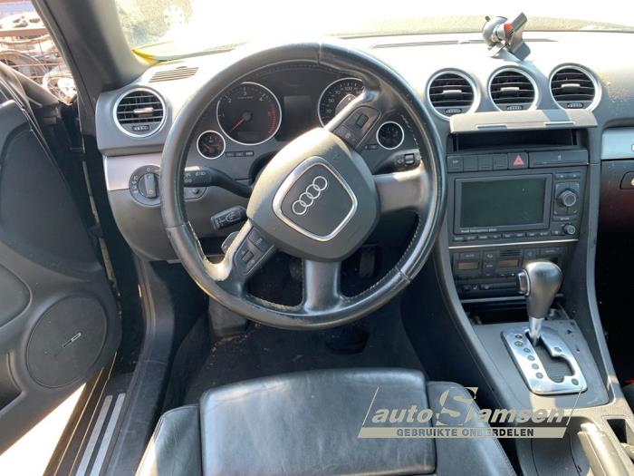 Audi A4 Cabrio 3.0 TDI V6 24V Sloopvoertuig (2006, Zwart)