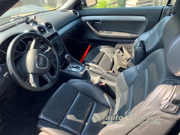 Audi A4 Cabrio 3.0 TDI V6 24V Sloopvoertuig (2006, Zwart)