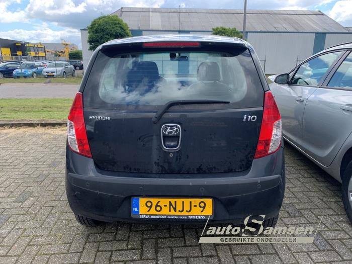 Hyundai i10 1.1i 12V Sloopvoertuig (2010, Zwart)