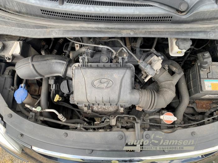 Hyundai i10 1.1i 12V Sloopvoertuig (2010, Zwart)