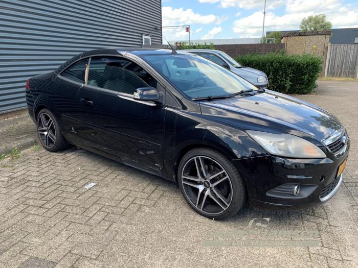 Ford Focus 2 C+C 2.0 16V Sloopvoertuig (2008, Zwart)