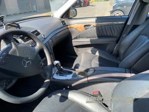 Mercedes E Combi 3.2 E-320 CDI 24V Sloopvoertuig (2005, Zwart)