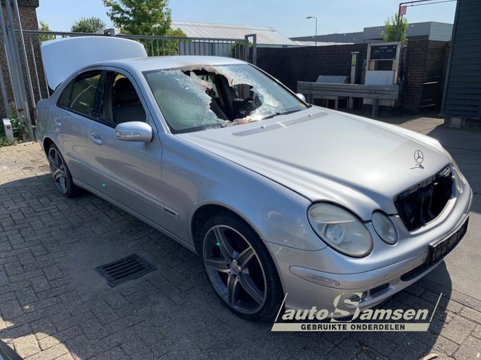 Mercedes E 3.0 E-280 V6 24V Sloopvoertuig (2005, Grijs)