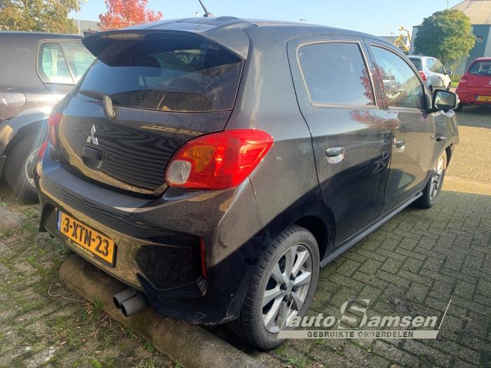Mitsubishi Space Star 1.2 12V Sloopvoertuig (2014, Zwart)