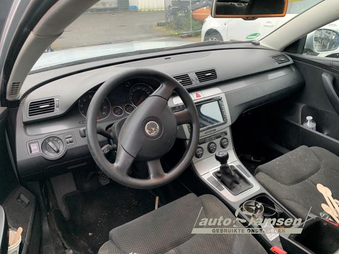 Volkswagen Passat 2.0 FSI 16V Sloopvoertuig (2006, Grijs)
