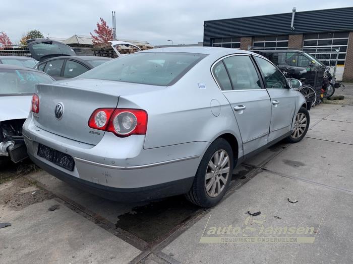 Volkswagen Passat 2.0 FSI 16V Sloopvoertuig (2006, Grijs)