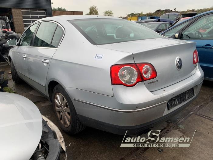 Volkswagen Passat 2.0 FSI 16V Sloopvoertuig (2006, Grijs)
