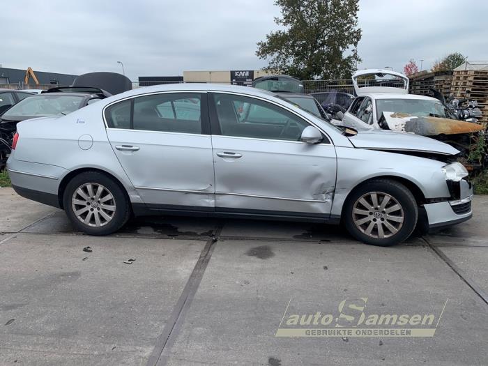 Volkswagen Passat 2.0 FSI 16V Sloopvoertuig (2006, Grijs)