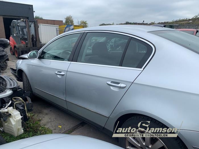 Volkswagen Passat 2.0 FSI 16V Sloopvoertuig (2006, Grijs)